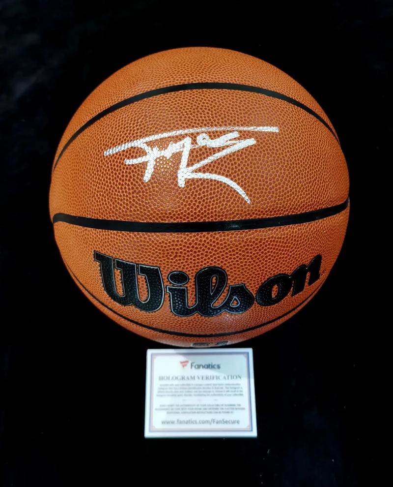 皇马vs曼城大名单：维尼修斯、姆巴佩领衔！吕迪格、卡马文加在列