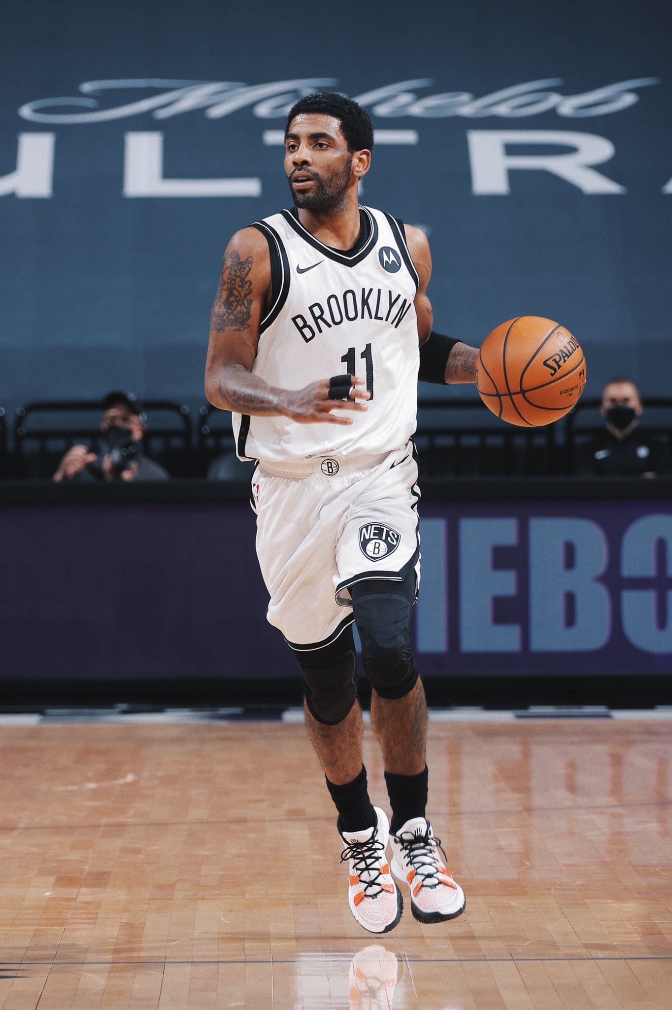 ＂【英雄联盟】RA发文庆祝成立五周年：五年夯实基底 未来星辉灿烂