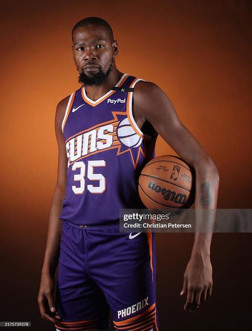 1亿买个没踢过五大联赛的年轻人切尔西真疯了吗？