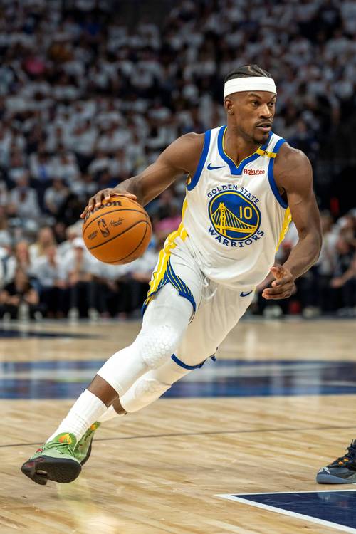 亚冠-路易斯失点米内罗进球被吹 申花0-2神户胜利船